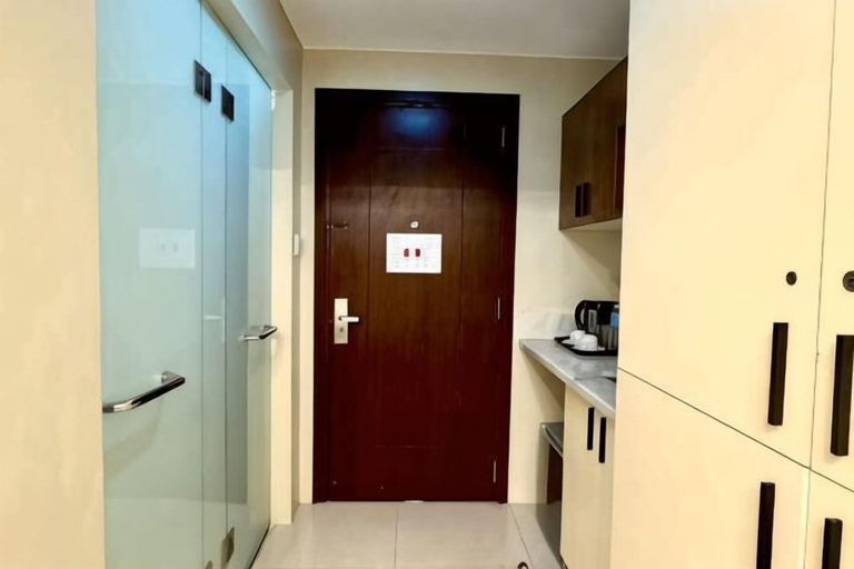 Others 5, G Square Residences, Manila City