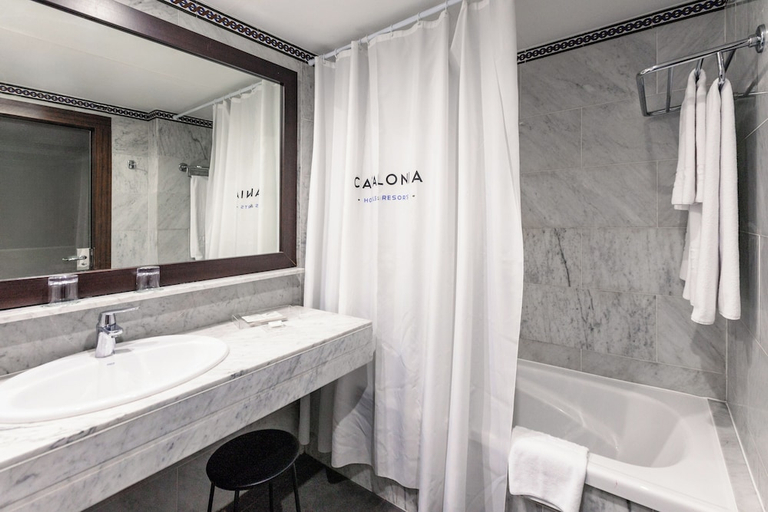 Bathroom 5, Catalonia Oro Negro, Santa Cruz de Tenerife