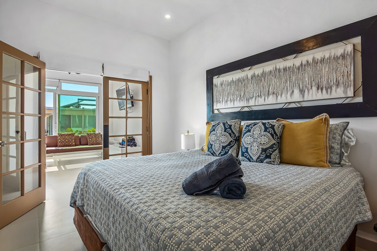 Room 5, Dog-friendly Villa With Beach Views, Patio, Outdoor Pool, Streaming, Partial AC, Tijuana