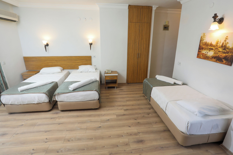 Bedroom 4, Mert Seaside Hotel, Marmaris