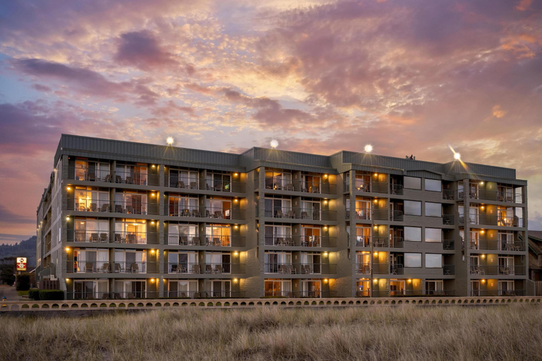 Exterior & Views 2, Best Western Plus Ocean View Resort, Clatsop