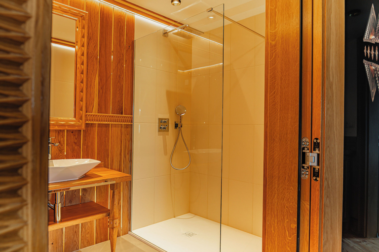Bathroom 4, Mountain Diamond Resort, Tatra