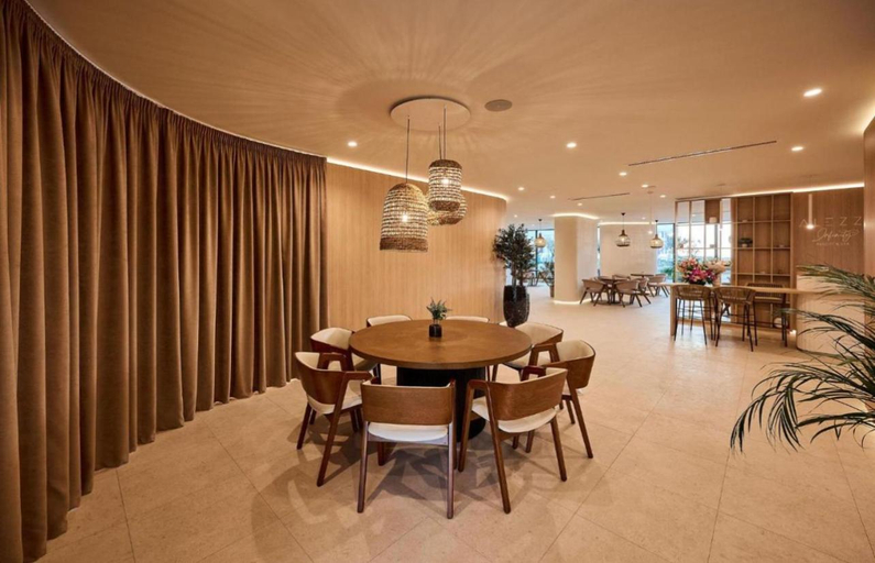 Food & Drinks 5, Apartamente by Infinity ALZ, Navodari