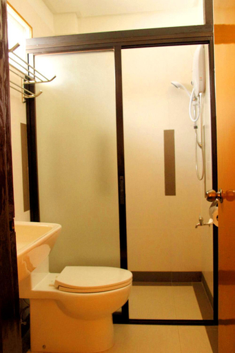 Bathroom, Casa Belina Tourist Inn, Puerto Princesa City