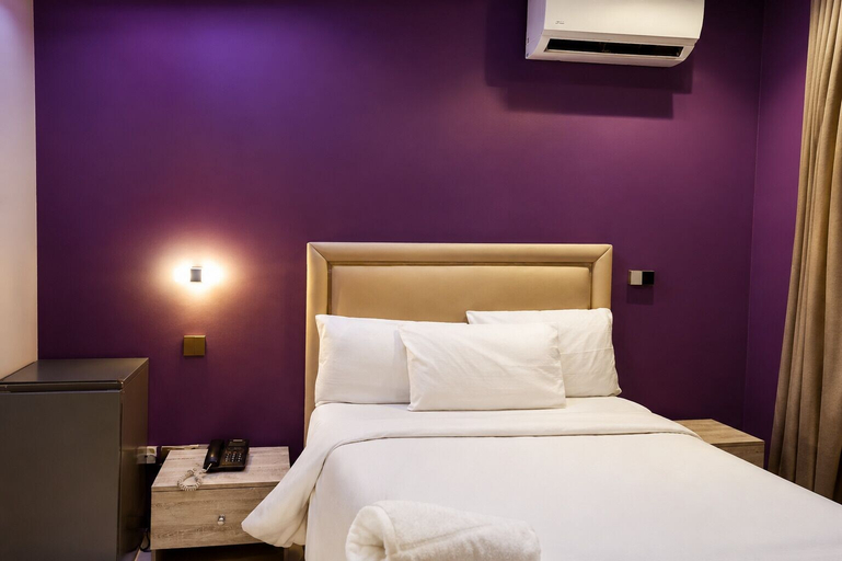 Room 3, De'reels Hotel & Suites, Obio/Akp