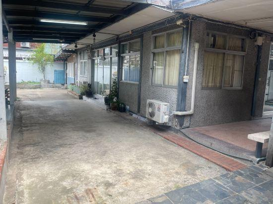 4, Home rama4 บ้านพักพระราม4, Khlong Toey