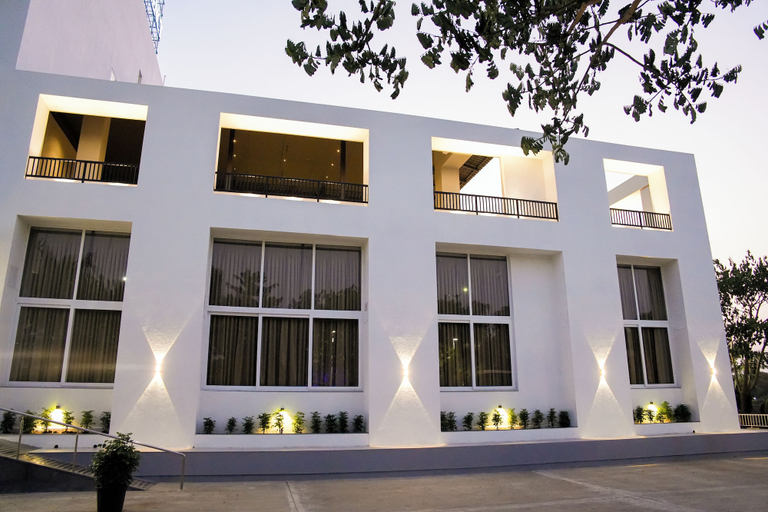 Exterior 3, Hotel The Nature Regency, Satara