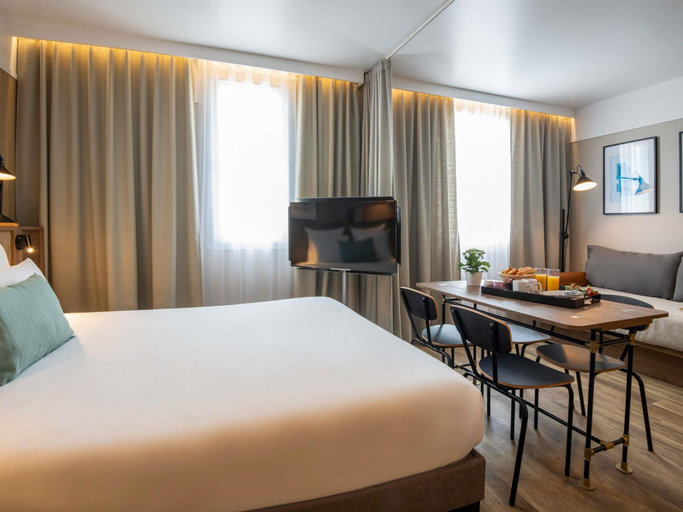 Bedroom 4, Novotel Suites Nice Airport, Alpes-Maritimes