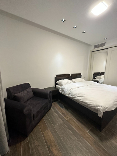 Room 4, Charming Amman Apartment With Electric Heating & W, Amman