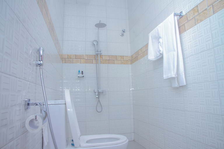 Bathroom 5, ANDREW VIEW HOTEL, Kinondoni