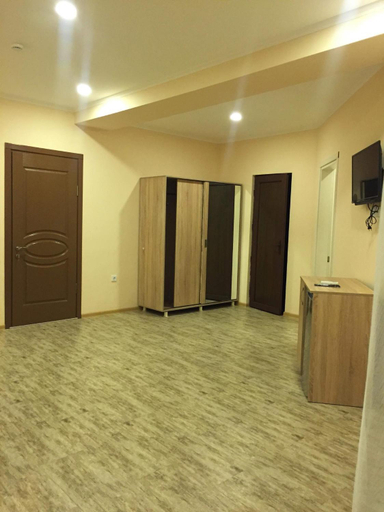 Others 3, Gold Star, Kobuleti