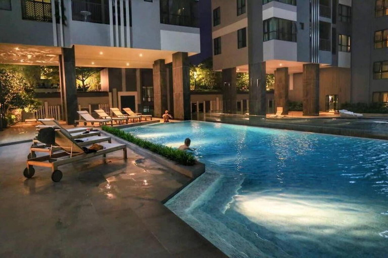 Pool 2, 2 Bed Room, Large Living Room at Central Pattaya, Pattaya