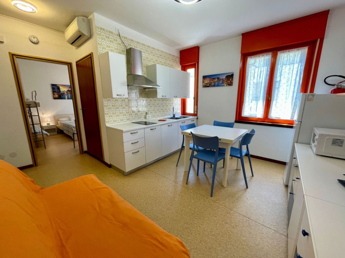 Interior 2, Flat in Porto Santa Margherita, Venezia