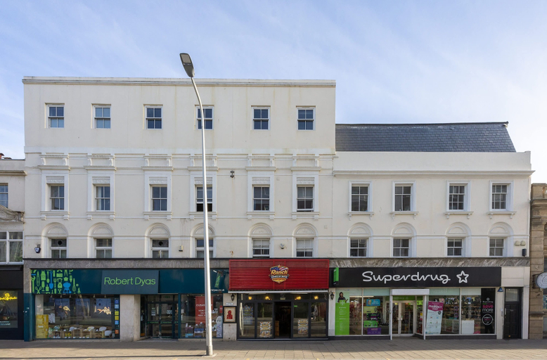 Room 2, 3-bed Sea View Apt Sleeps 8 Brighton, Brighton and Hove