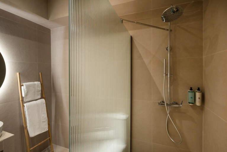 Shower 5, Nomade Villas, Ionian Islands