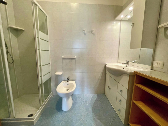 Bathroom 5, Spacious Flat Near the Beach, Venezia