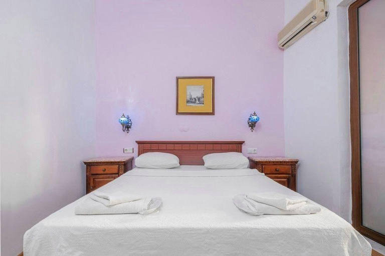 Bedroom 2, Kaleici Efsali Hotel, Antalya