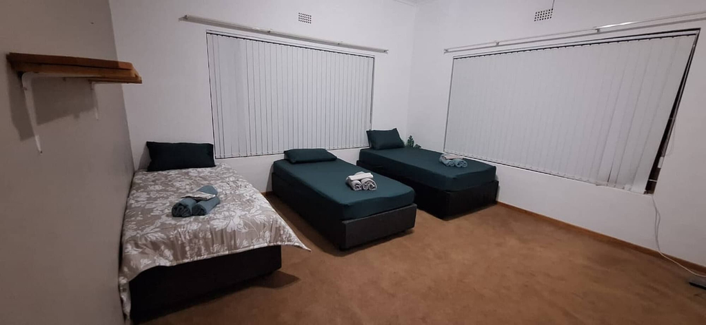 Room 5, H&L Self-catering Accommodation, Cape Winelands