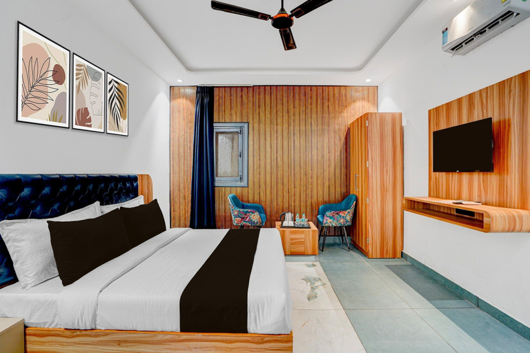 Room 2, Deluxe Troy Resorts and Wellness, Sahibzada Ajit Singh Nagar
