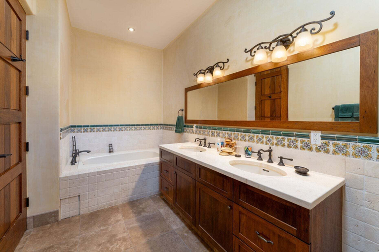 Bathroom 2, Beautiful Custom Home. Amazing Ocean View, Comondú