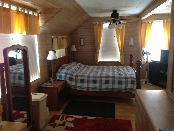 Bedroom 3, 4 Bedroom Cottage On Manitoulin Island - Next to Sandy Beach!, Manitoulin