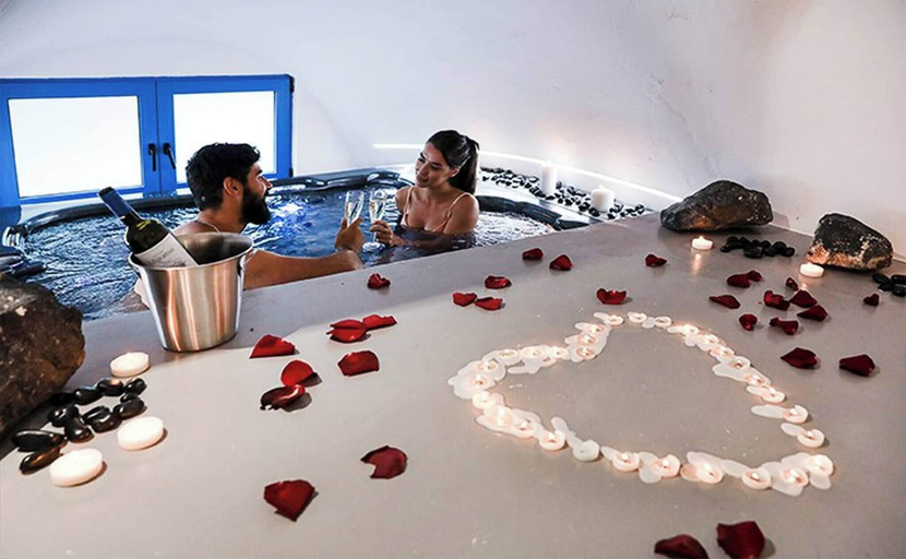 Bathroom amenities 5, Suite With Indoor and Outdoor Jacuzzi, South Aegean