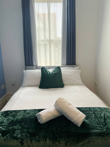 Room 4, Spacious Haven Near The University of Leicester, Leicester