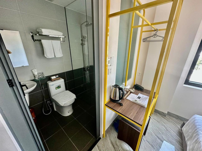 Bathroom 3, DGV Tower - Suri House Nha Trang, Nha Trang