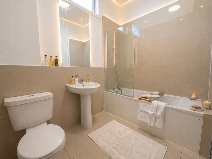 Bathroom, The One Bed Hideaway, London