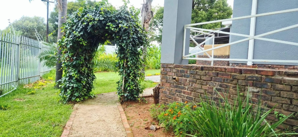 Property grounds 4, The cozy 1 bedroom apartment, City of Johannesburg