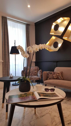 Public Area 3, Hotel Villa Victoria, Alpes-Maritimes