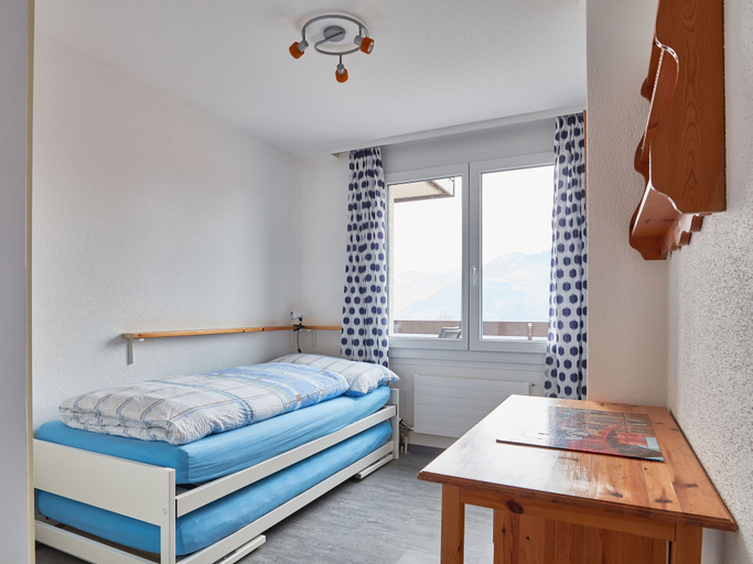 Room 5, Cozy Apartment With Lake View for 6 Guests, Nidwalden