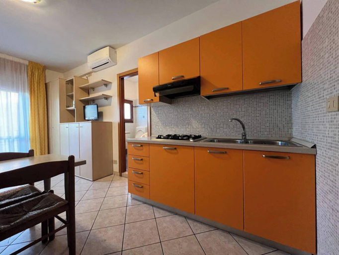 Interior 5, Seaside Studio for 4 People in Bibione - Beahost, Venezia
