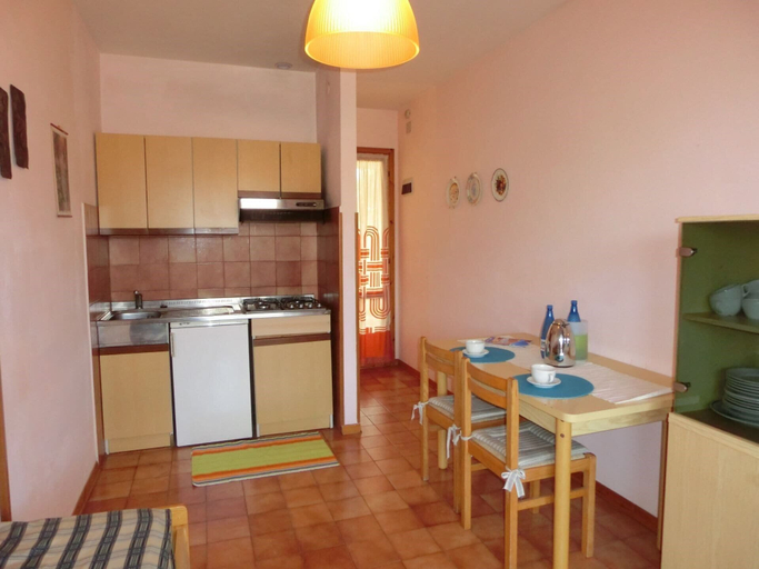 Interior 4, Cozy one Bedroom Apartment With Pool and AC, Venezia