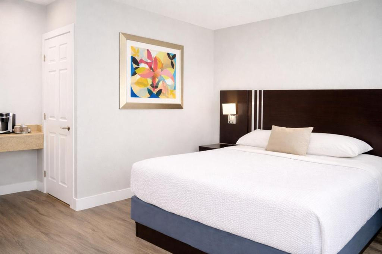 Bedroom 3, Fairview Inn & Suites, Sonoma
