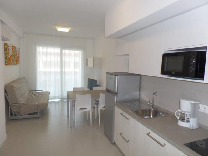 Interior 4, Cozy Accommodation With Rooftop Pool, Venezia