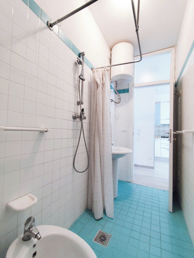Bathroom 4, Apartment with balcony on the seafront, Venezia