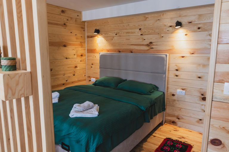 Bedroom 2, Apartments CENTER OF THE WORLD