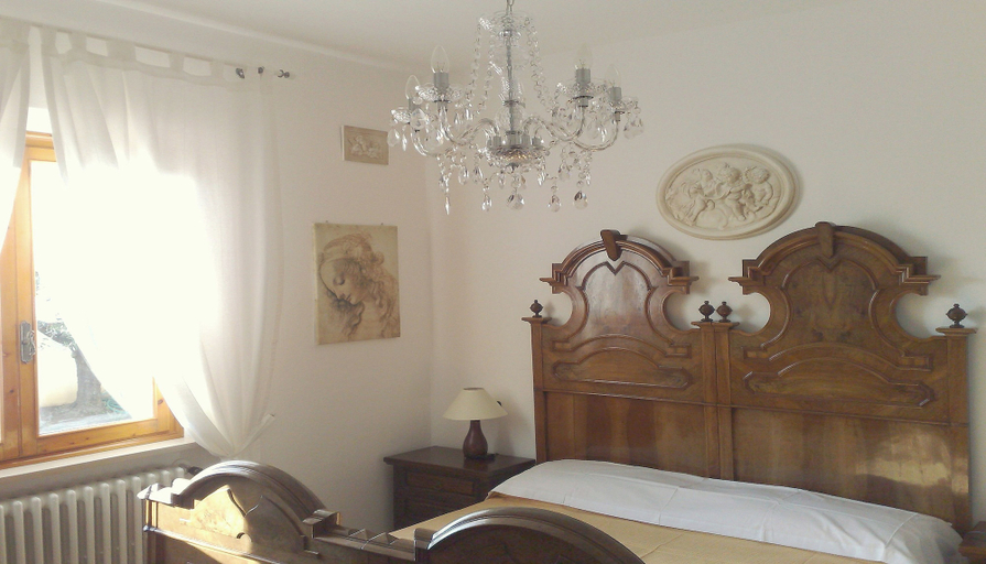 Others 3, Villa In Lucca Placed in a Residential Area, all Services Nearby, Lucca