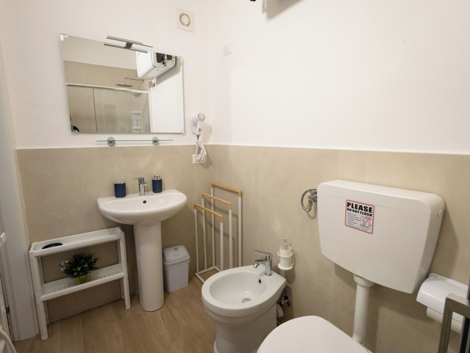 Bathroom 4, Le Camere di Gaudré, Salerno