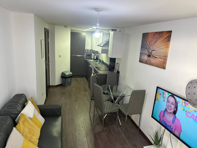 Living area 4, Elegant 1BR Gem Near NEC & Resorts World, Birmingham