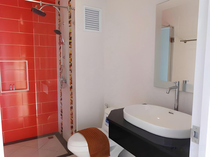 Bathroom 5, T. Sleep Place, Pattaya