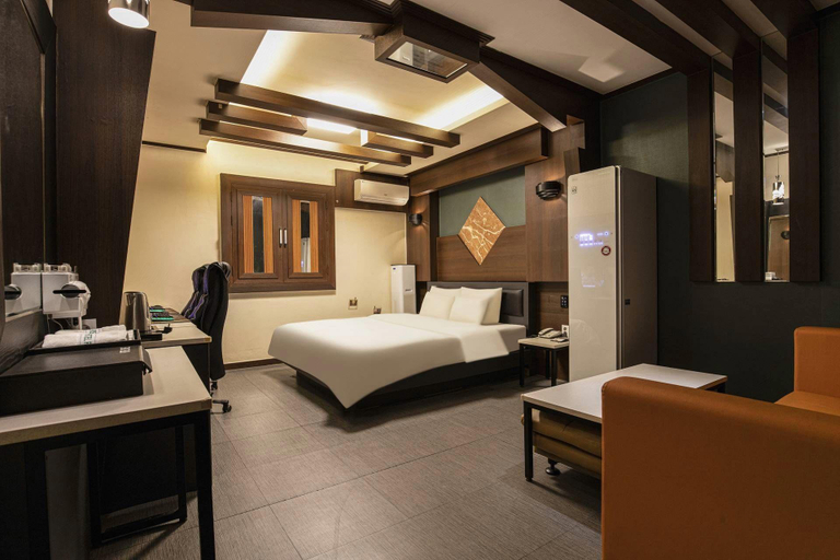 Bedroom, Suwon Rose Hotel, Suwon