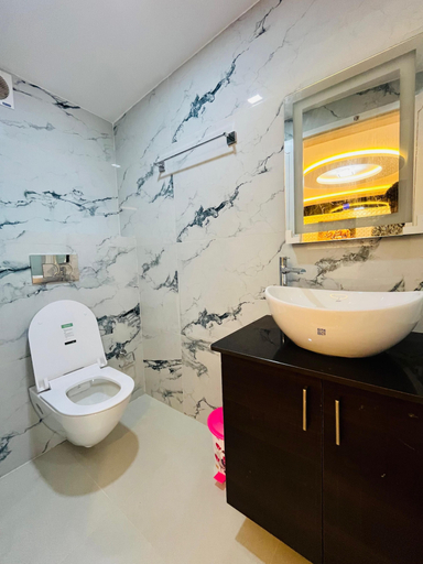 Bathroom 3, Sreekrishna Houseboats, Alappuzha