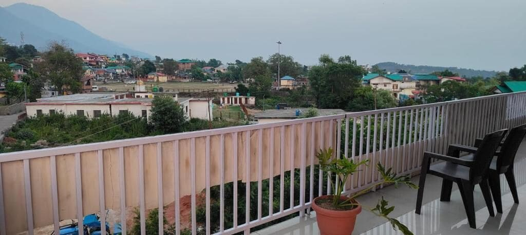 Property grounds 5, Asian resort n farm, Kangra