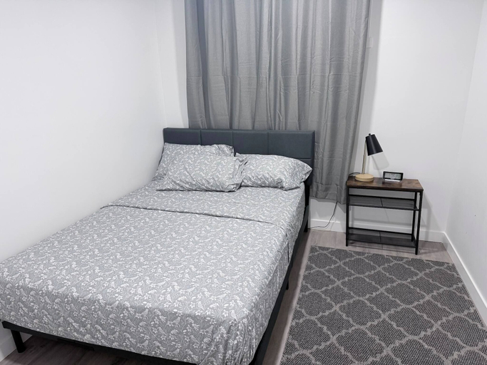 Room, Charming Family-friendly House Rental in Edmonton, Division No. 11