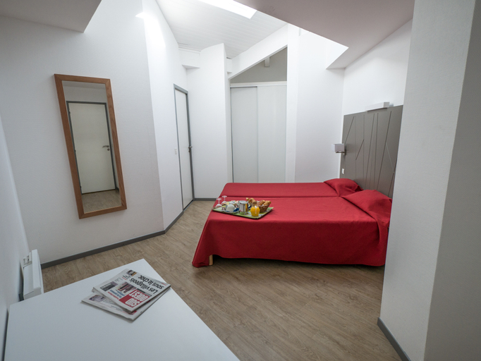 Bedroom, Résidence appart-hôtel Hendaye - Sokoburu, Pyrénées-Atlantiques