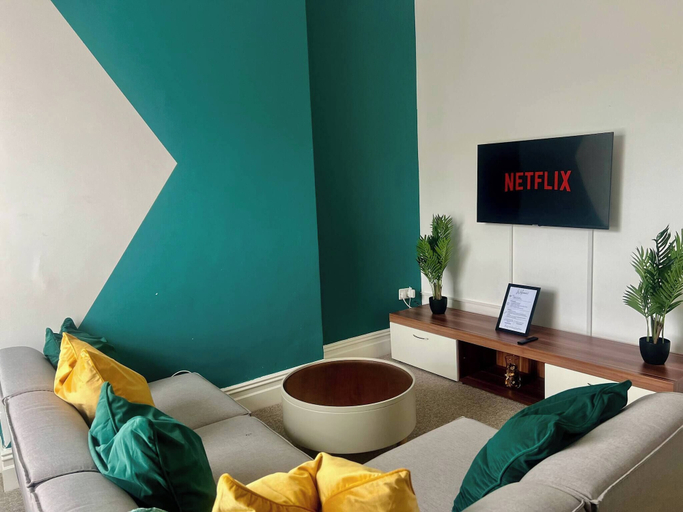 Living room, Spacious Haven Near The University of Leicester, Leicester