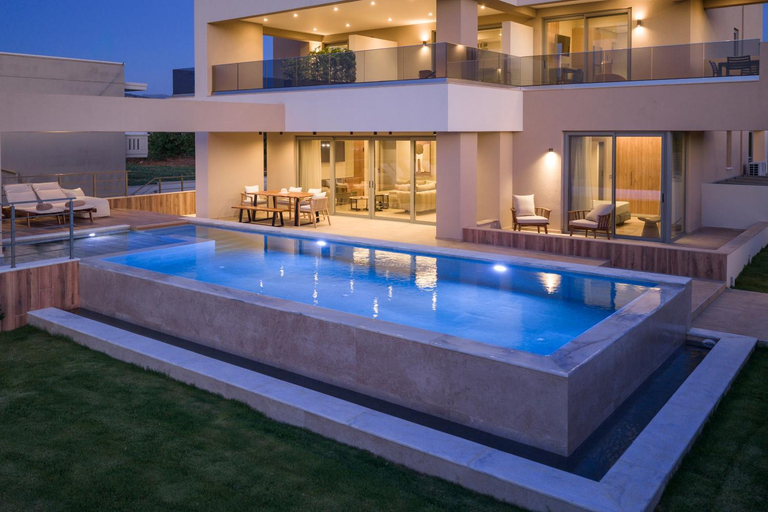 2, The New Life Houses, Crete