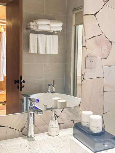 Bathroom 2, Olive Hotel Dalat, Đà Lạt